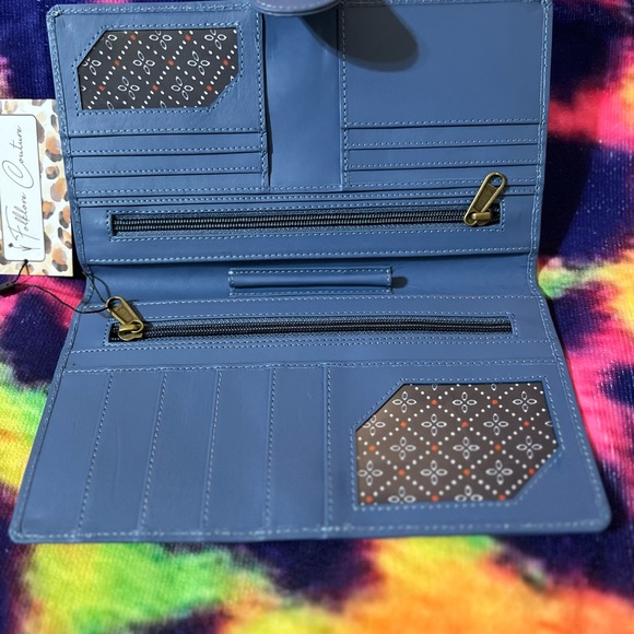 Nash Colorful Leather Wallet - Picture 3 of 3